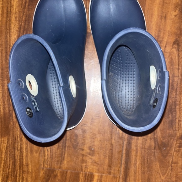 Crocs Jaunt Shorty Ankle Rain Boots Navy Blue White Trim Women’s Size 10 15769. - Picture 11 of 12